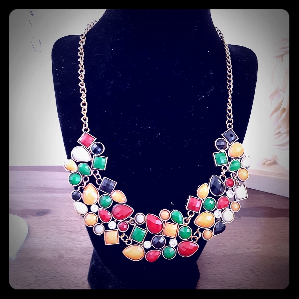 Necklace. FREE SHIPPING